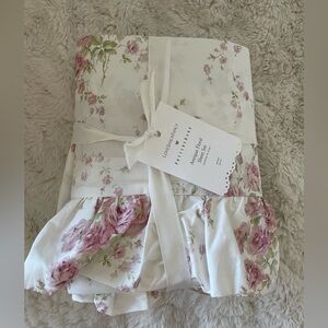 LOVESHACK FANCY *ANTIQUE FLORAL *KING SHAMS (2) SHAMS *NWT $45.00